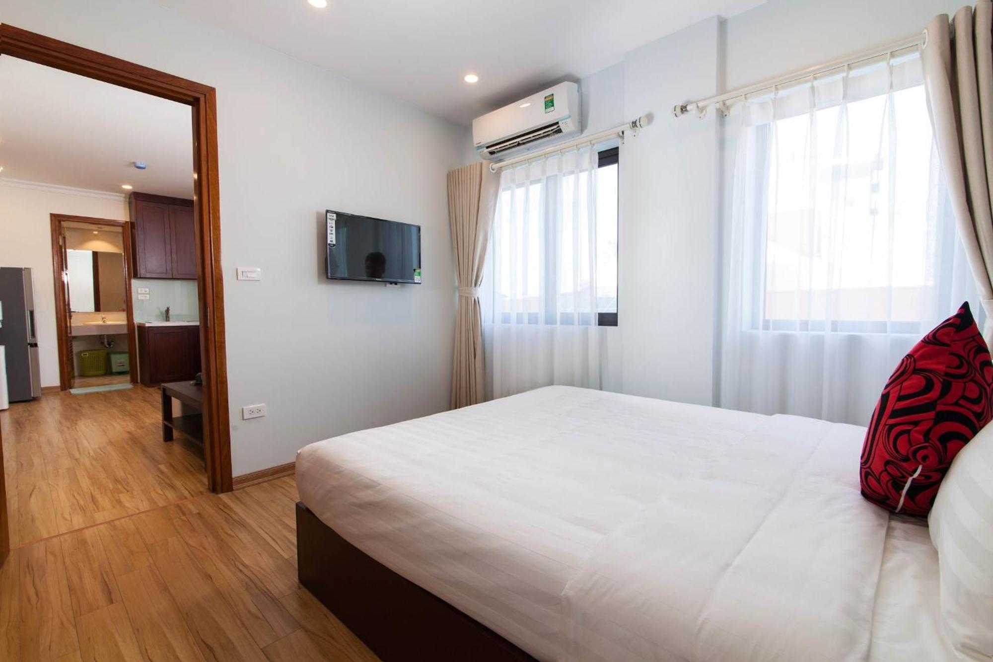 Sumitomo 8 Apartment - Alley 21 Linh Lang ハノイ市 エクステリア 写真